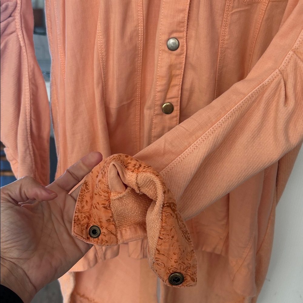 Pilcro Shacket/ Button-Up Top - Picture 6 of 7